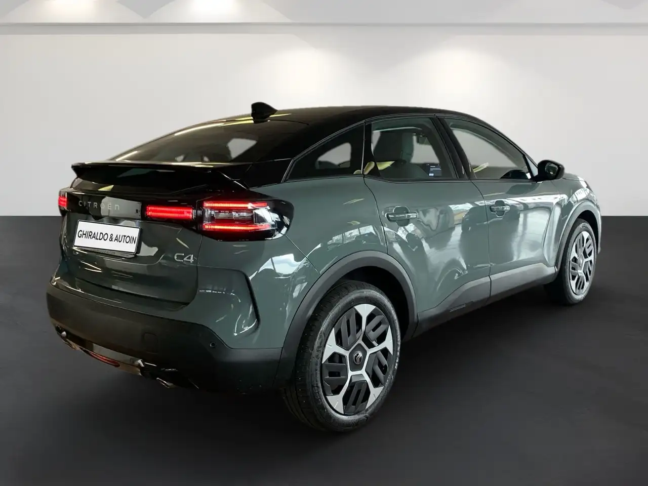 Citroen C4 1.2 puretech Plus s&s 130cv eat8 4