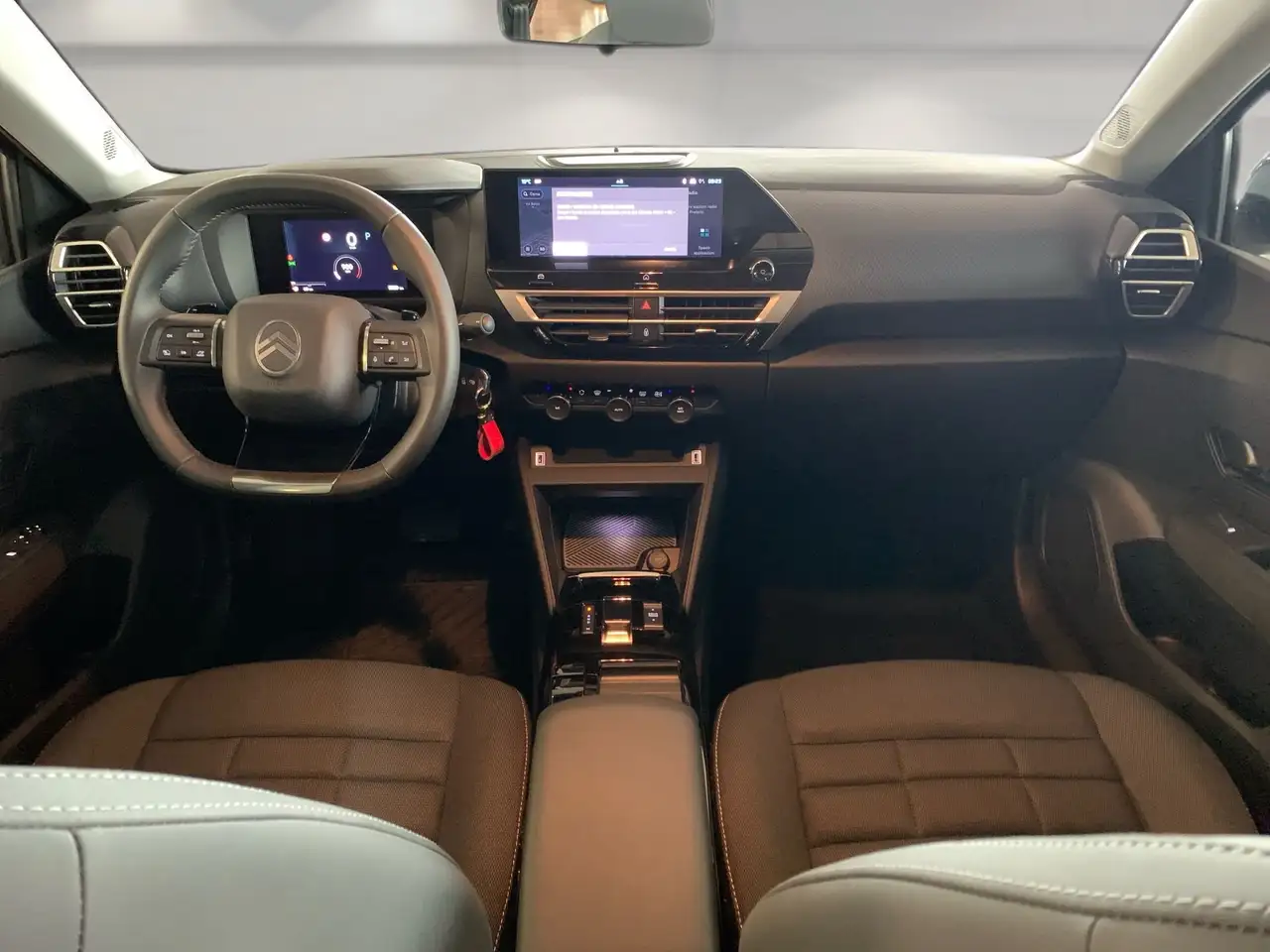 Citroen C4 1.2 puretech Plus s&s 130cv eat8 9