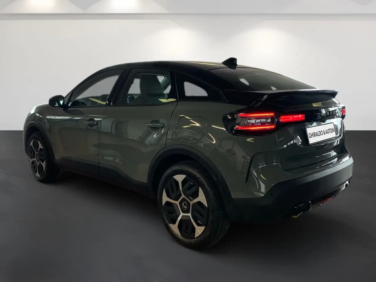 Citroen C4 1.2 puretech Plus s&s 130cv eat8 6