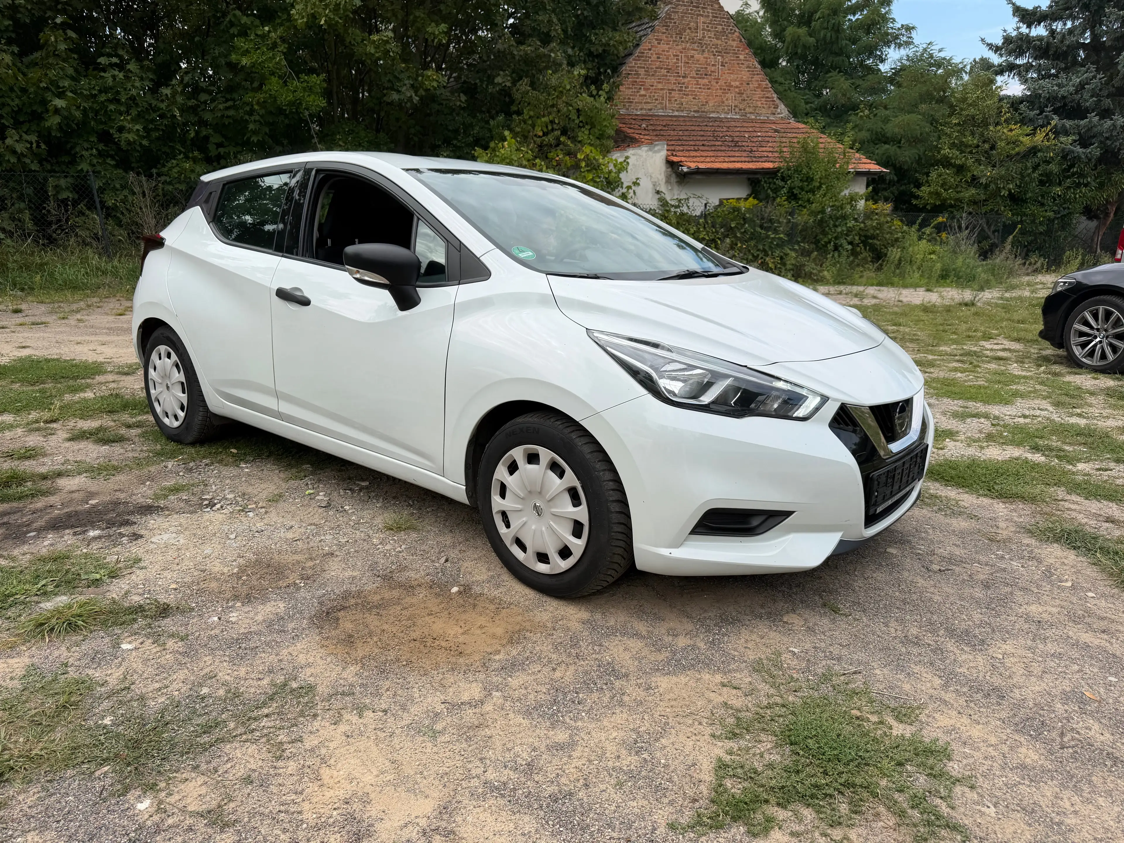 Nissan Micra Visia Plus — photo 10
