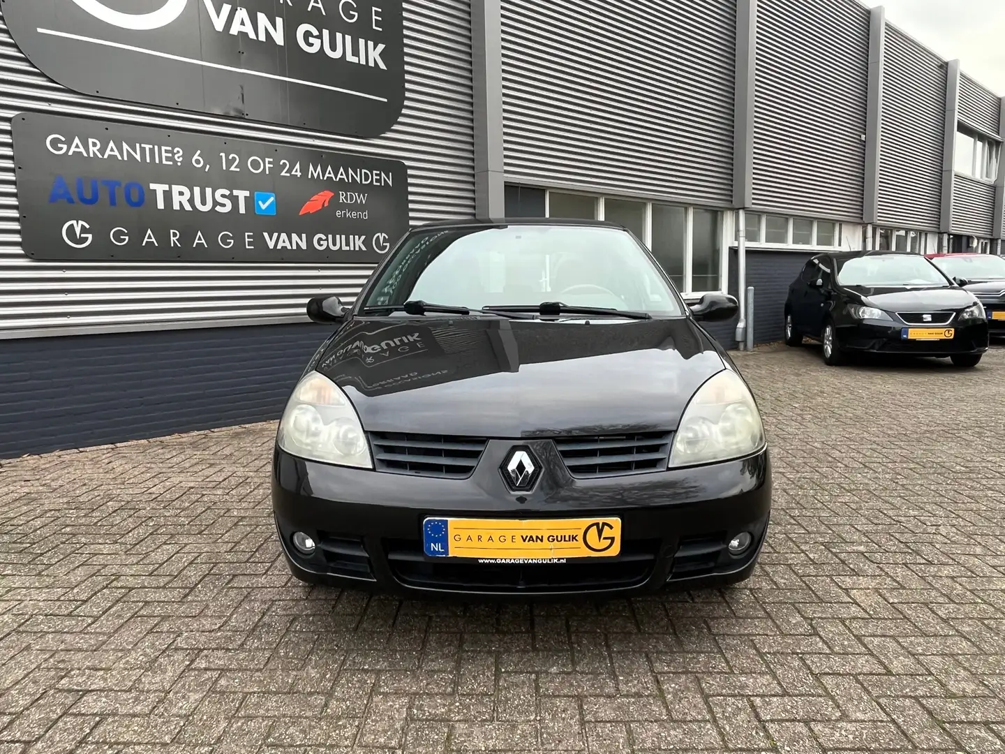 Renault Clio 1.4-16V Campus 98PK Clima,Isofix,Radio/Cd-Speler,L Zwart - 2