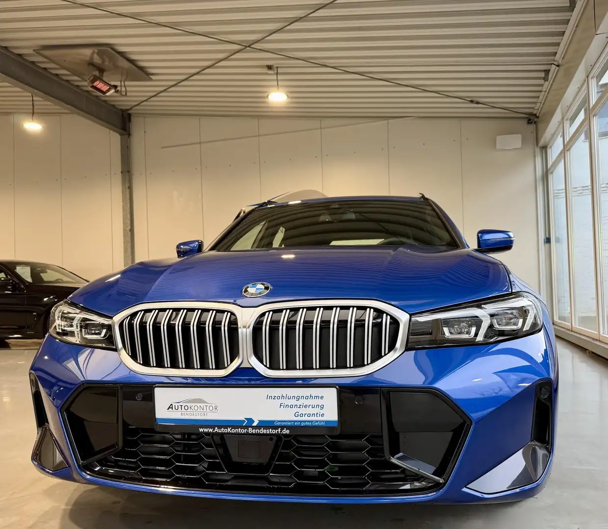 BMW 330 i xDrive M Sport Autom., *LED *ACC *Navi *Kamera Albastru - 1