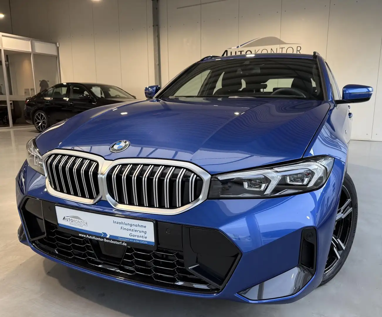 BMW 330 i xDrive M Sport Autom., *LED *ACC *Navi *Kamera Albastru - 2