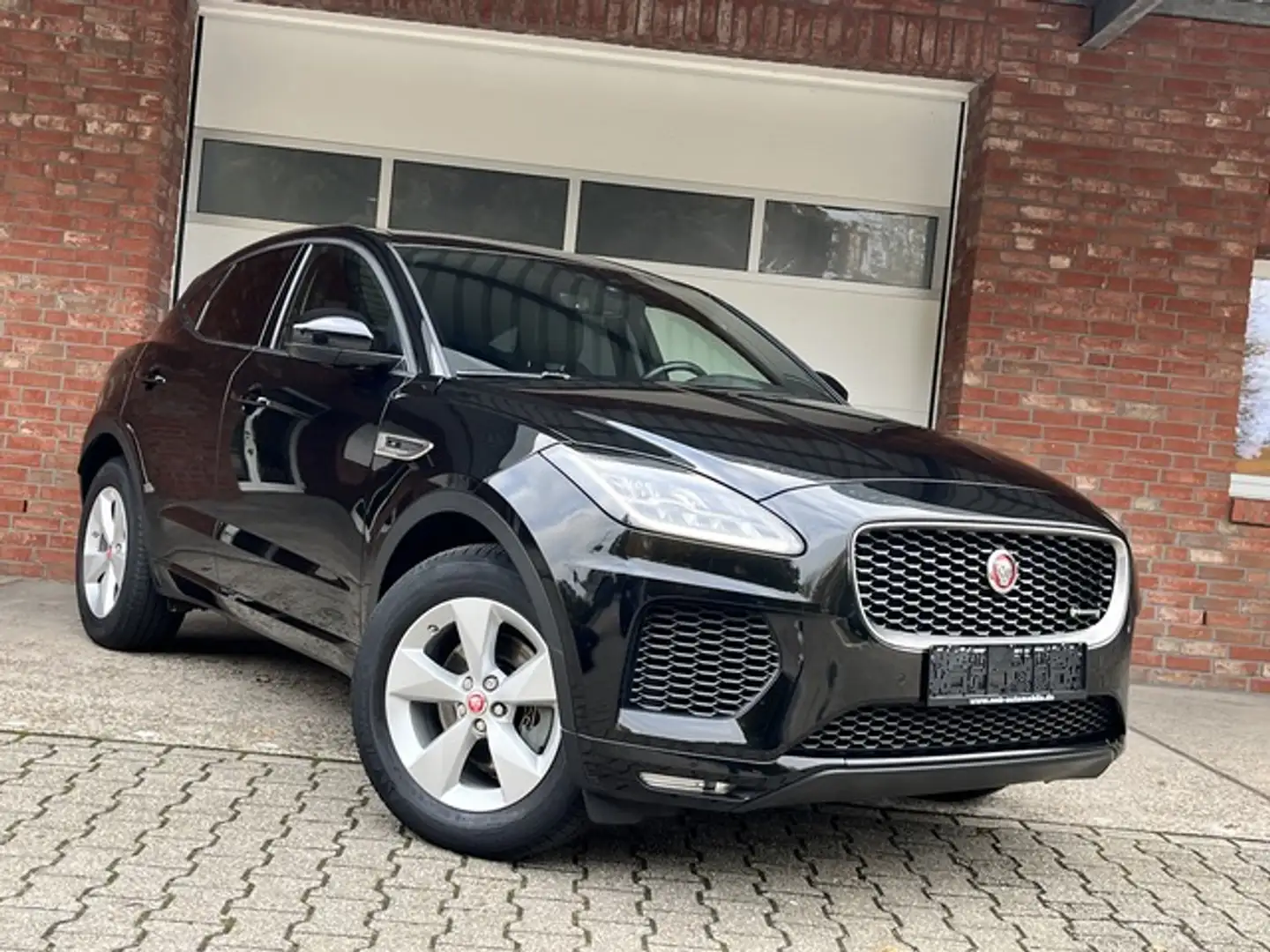 Jaguar E-Pace R-Dynamic Virtual Pano Memory Kam. Schwarz - 2