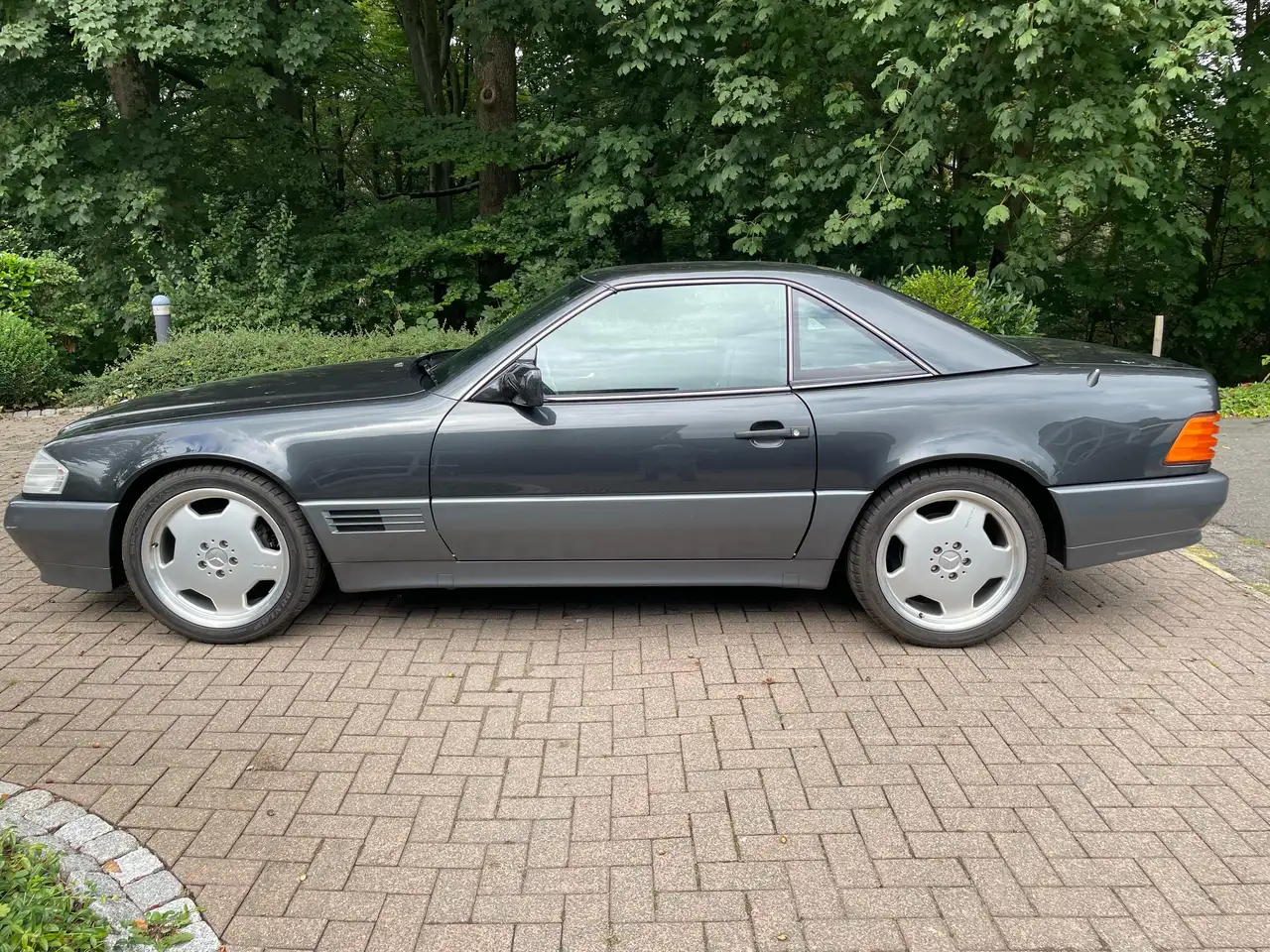 Mercedes-Benz SL 280