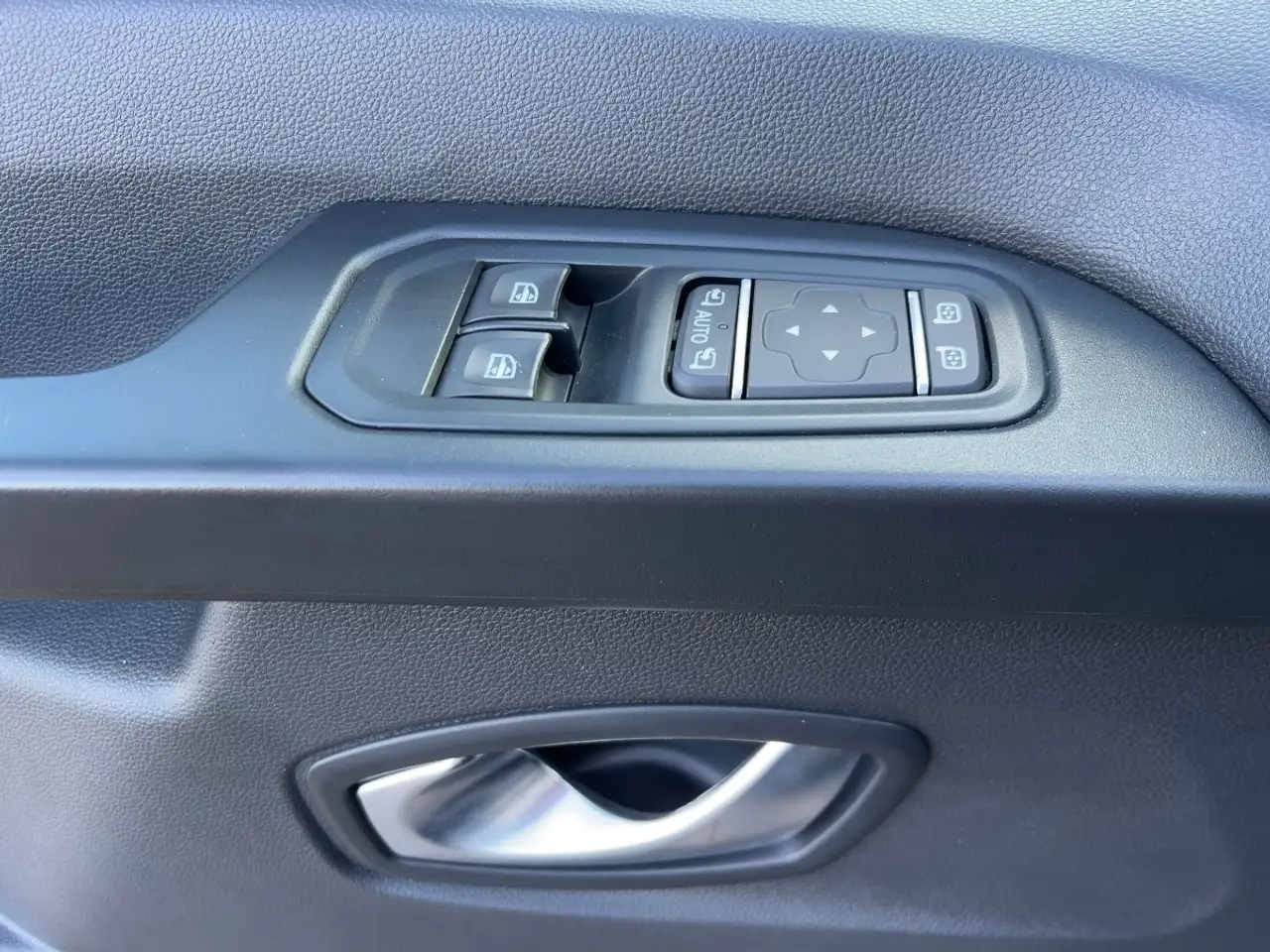 Nissan NV300 dCi 170 DPF L1H1 TEKNA, миниатюра 16