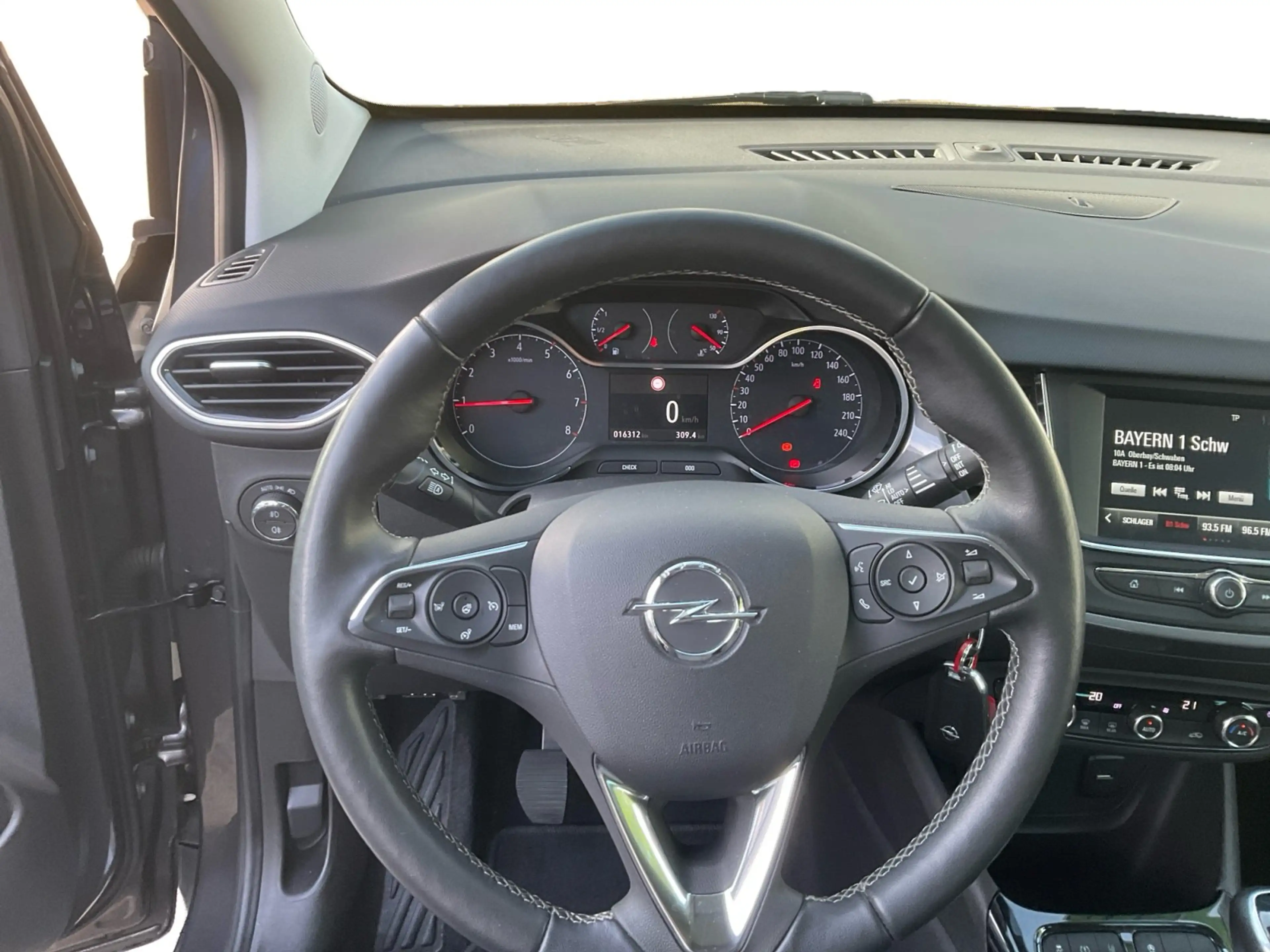 Opel Crossland 1.2 Elegance AHK, Rückfahrkamera — photo 14