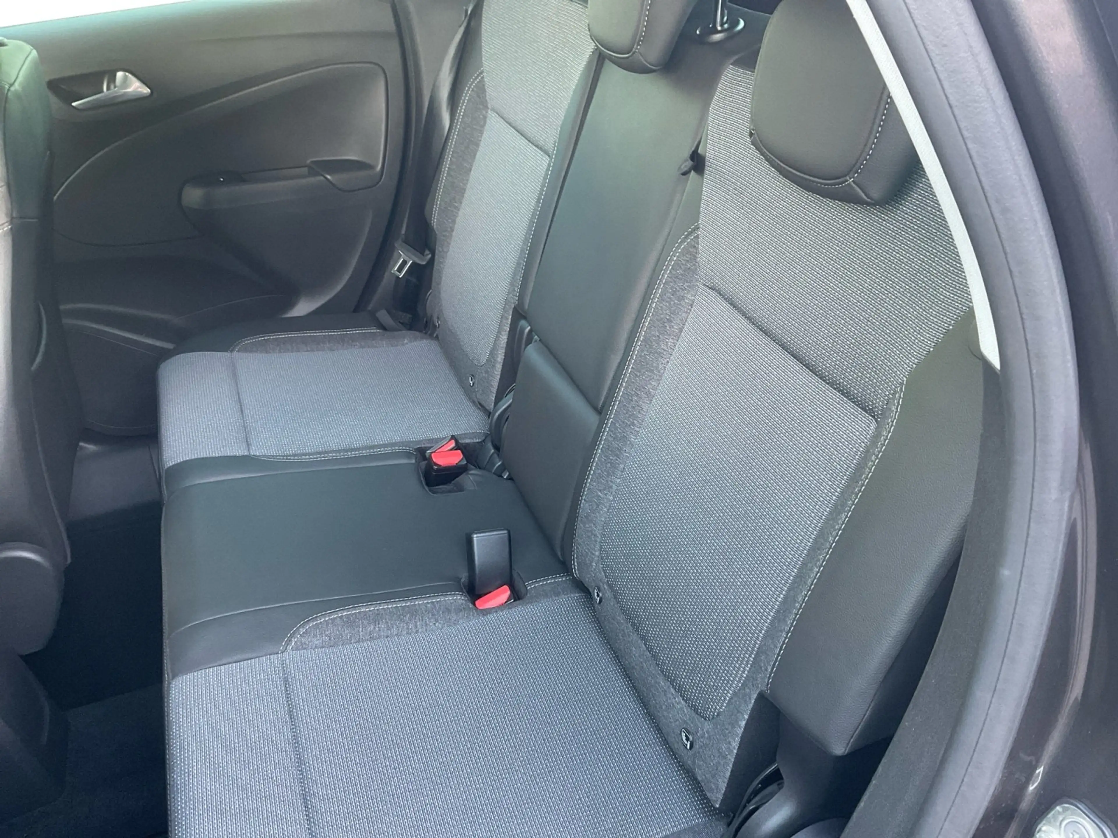 Opel Crossland 1.2 Elegance AHK, Rückfahrkamera — photo 15