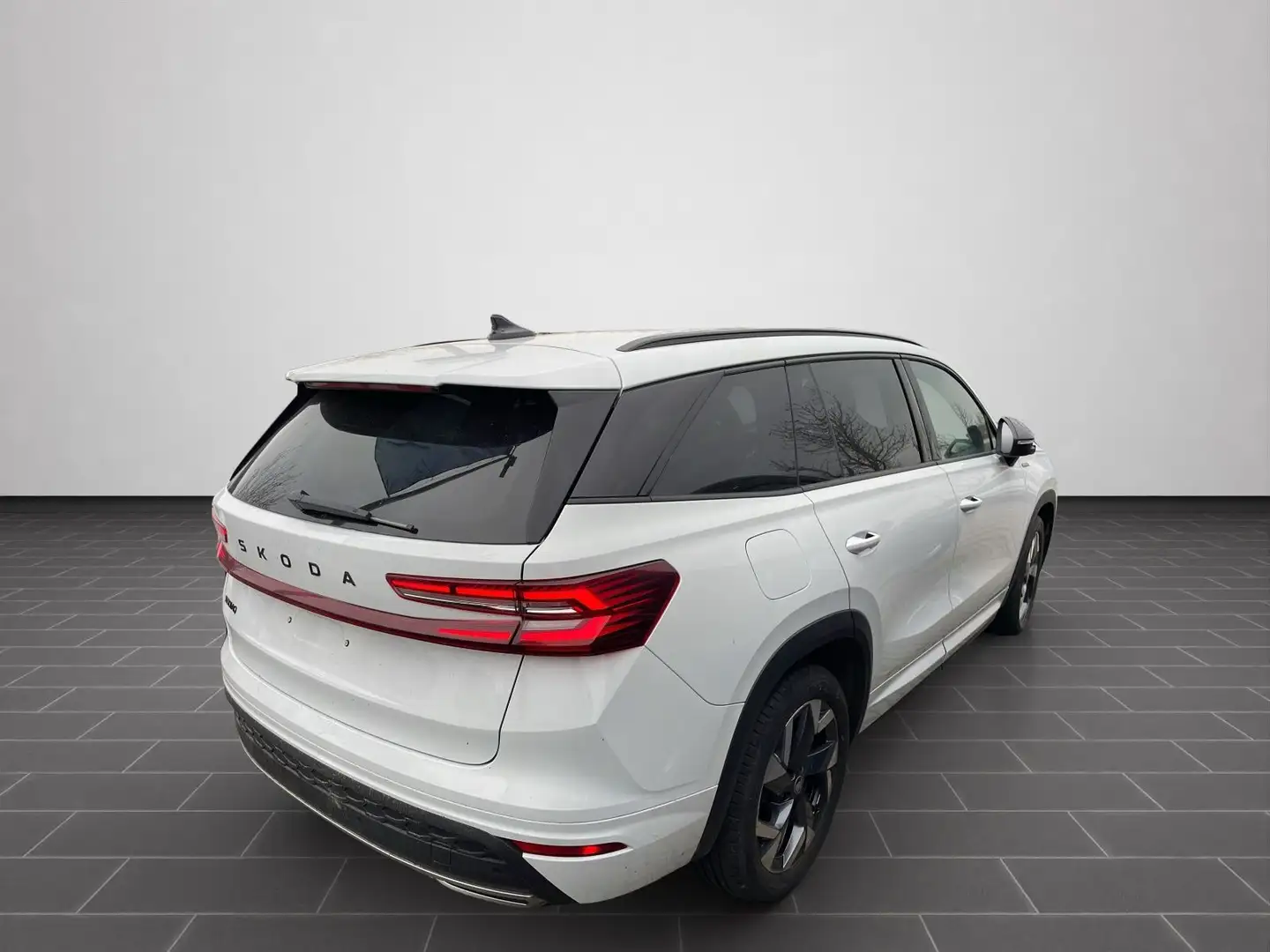 Skoda Kodiaq KODIAQ SPORTTS110/1.5A7F Weiß - 2