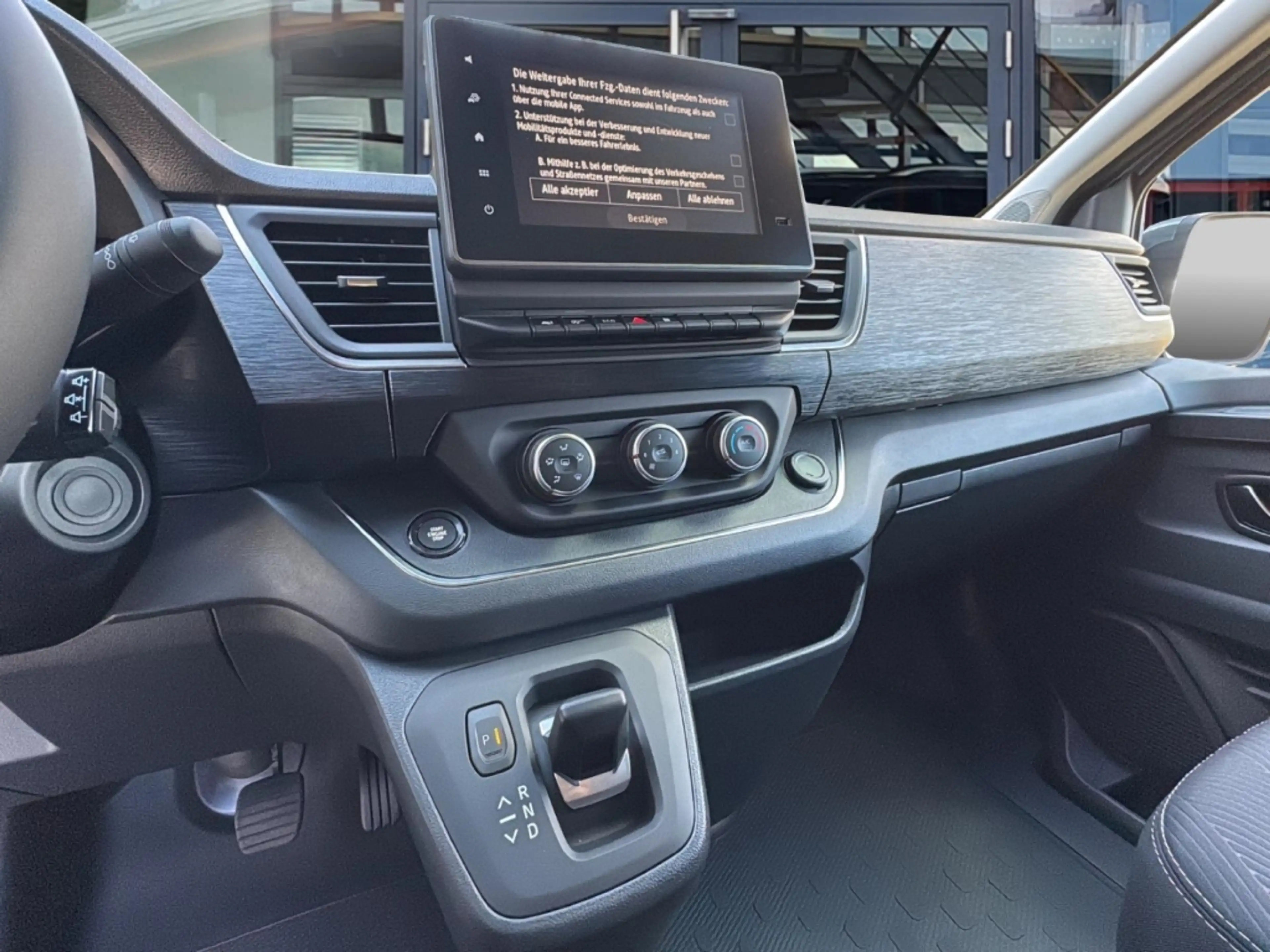 Nissan Primastar Tekna dCi170 °LED°Navi°RFK°SHZ° — photo 11