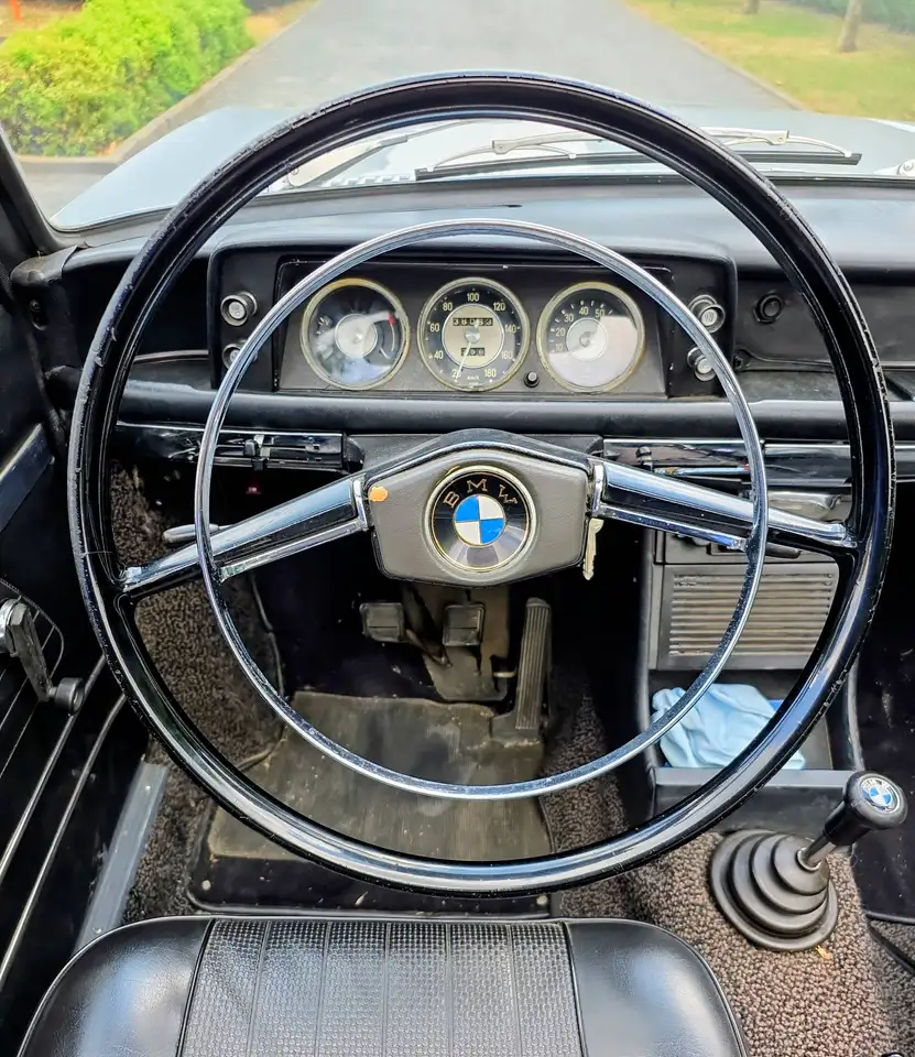 BMW 1602 Cabrio, foto 4
