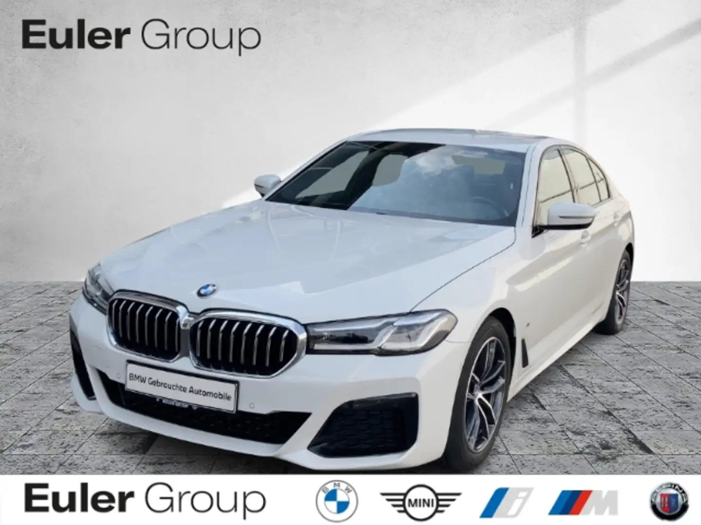 BMW 520 d Limousine M-Sport LCProf DA  LED Kamera CarPlay Bílá - 1