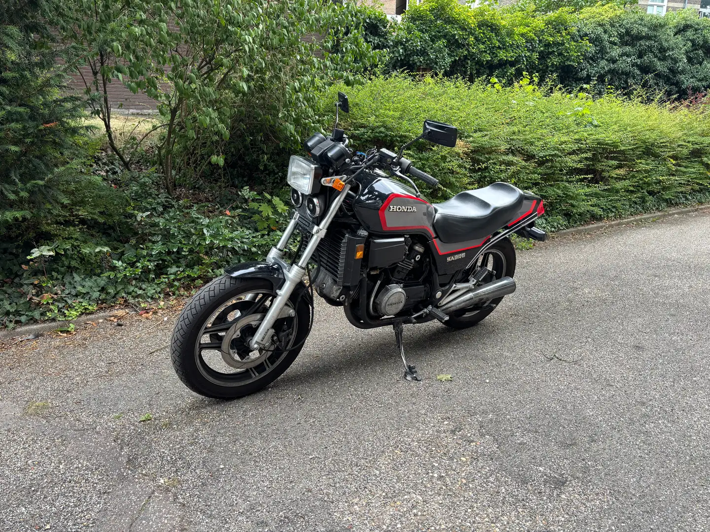 Honda VF 700 Sabre V45 Zwart - 2