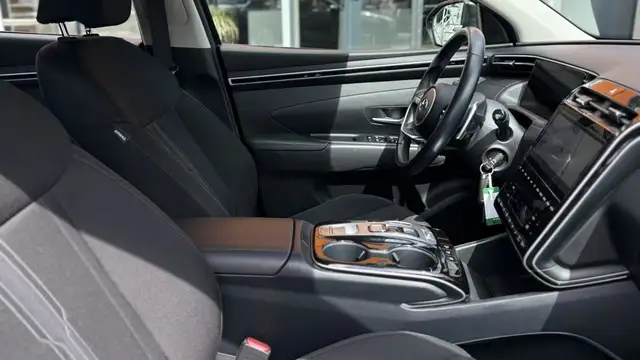 Hyundai Tucson view 24