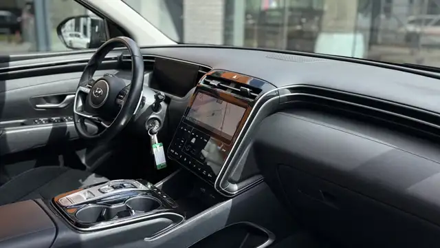 Hyundai Tucson view 21
