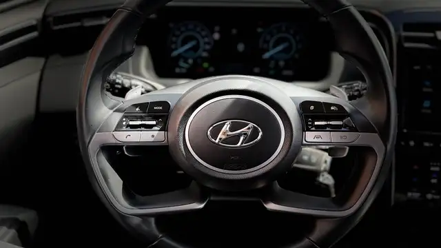 Hyundai Tucson view 9