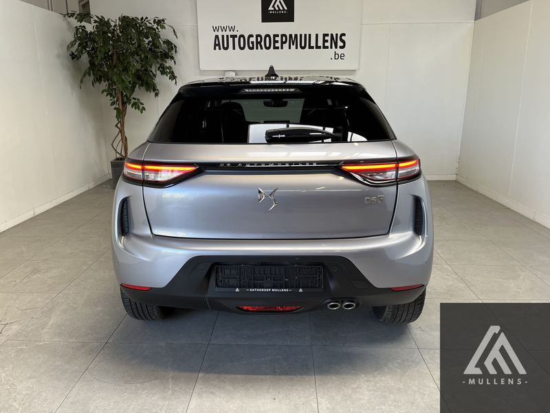 DS Automobiles DS 3 Hybrid 145 Automatic Etoile — photo 9