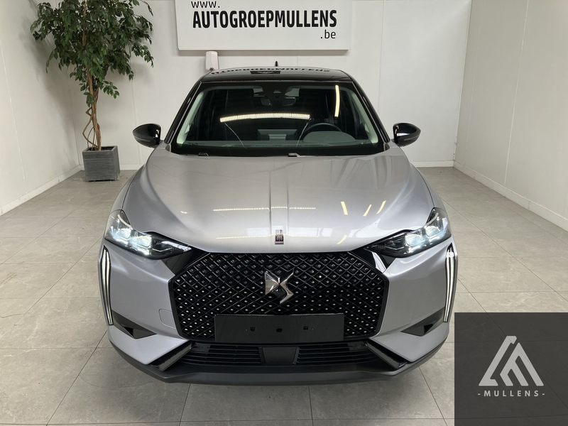 DS Automobiles DS 3 Hybrid 145 Automatic Etoile — photo 5