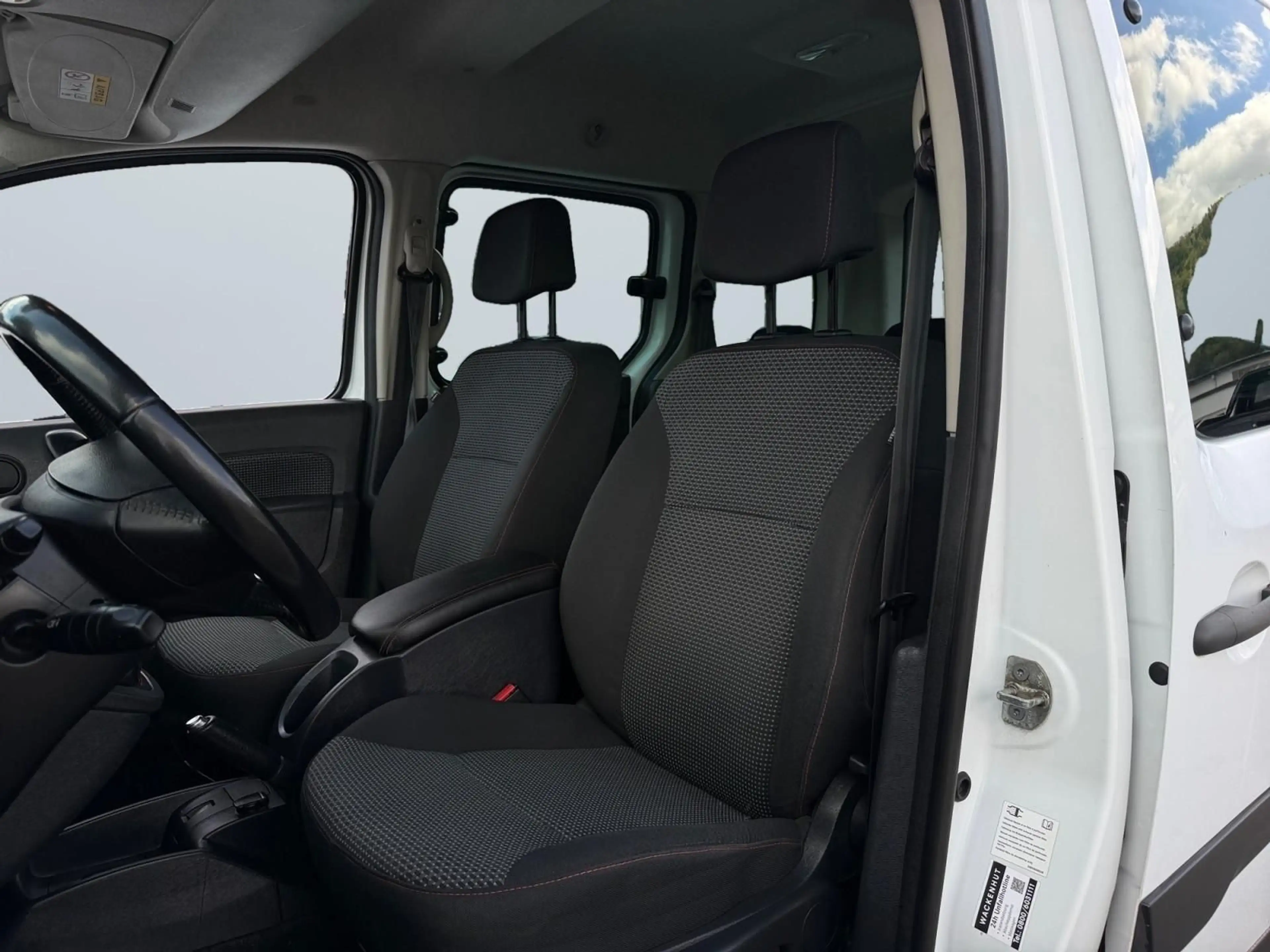 Mercedes-Benz Citan Tourer 111 CDI lang/KLIMA/5-SITZER/EURO.6/ — photo 13