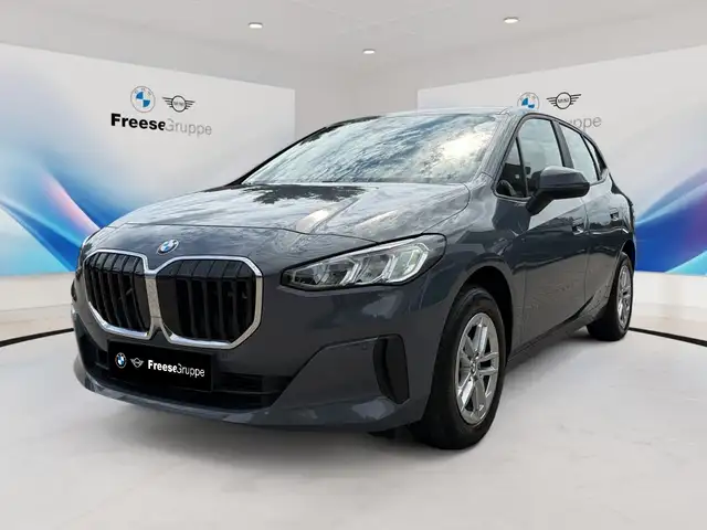 BMW 218 i Active Tourer NAVI AHK RFK GRA HIFI