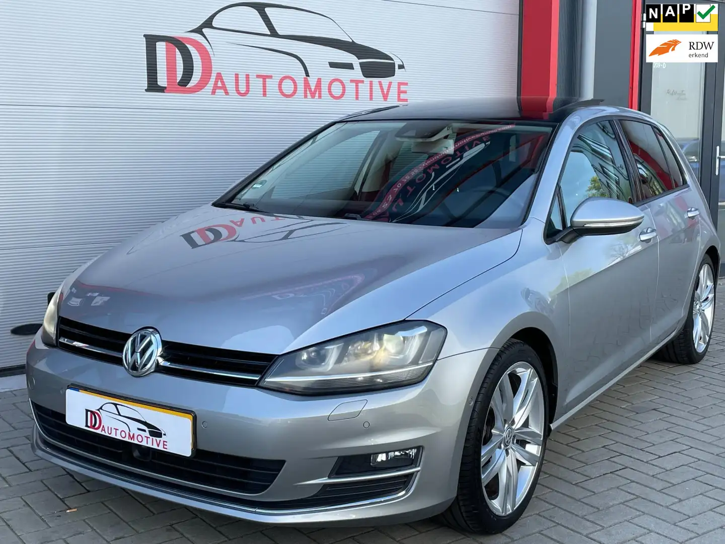 Volkswagen Golf 1.4 TSI ACT Highline PANO/DSG/ACC/LANE/PDC/TREKHAA Gris - 1
