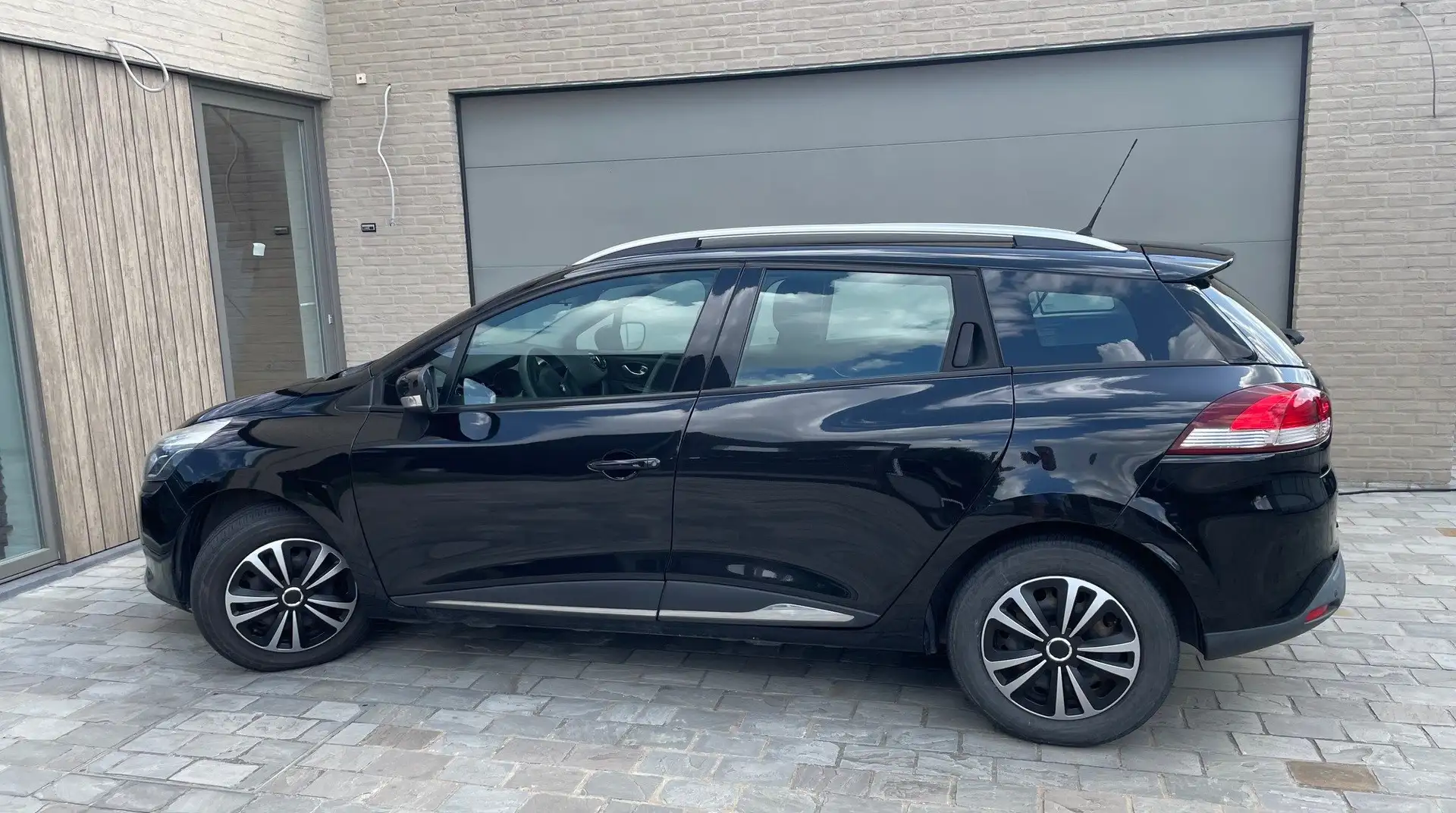 Renault Clio Clio Grandtour 1.2 16V Noir - 2