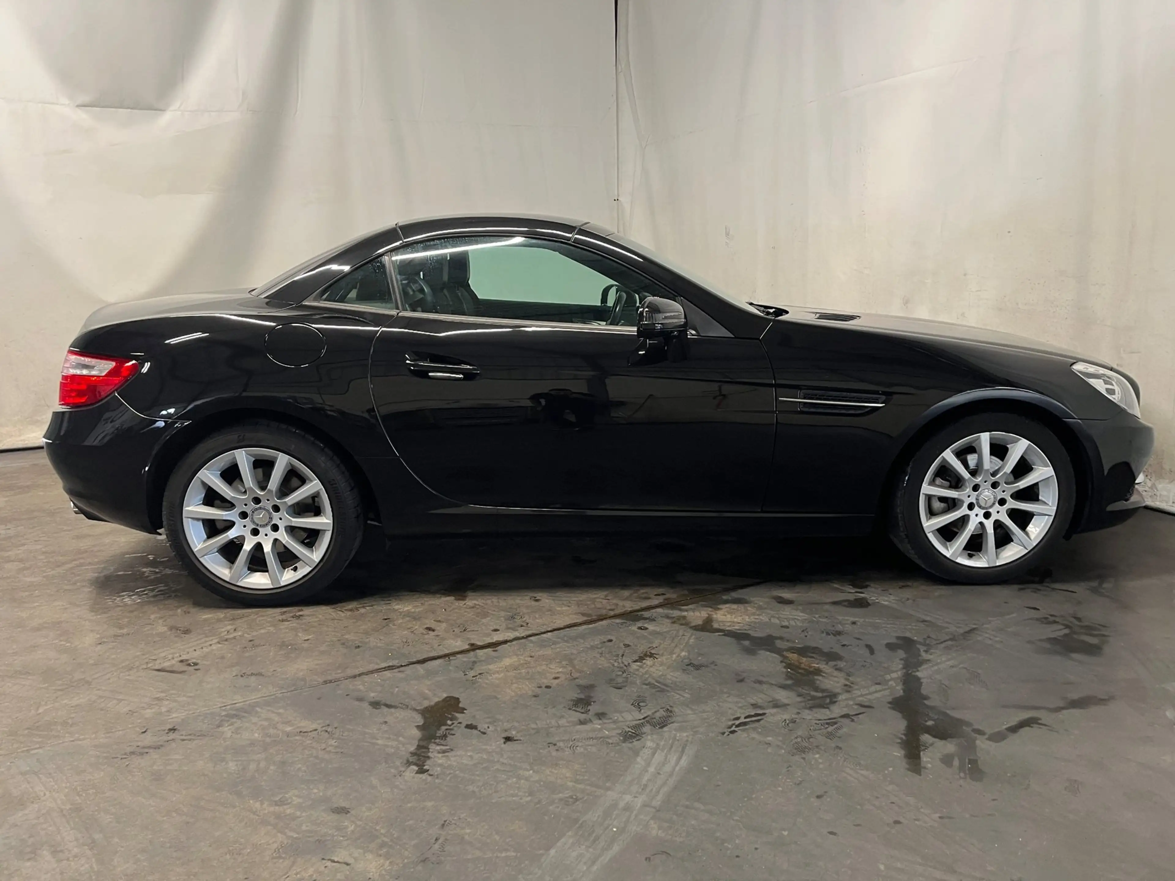 Mercedes-Benz SLK 200 CarbonLOOK Edition Schadeauto! — photo 4
