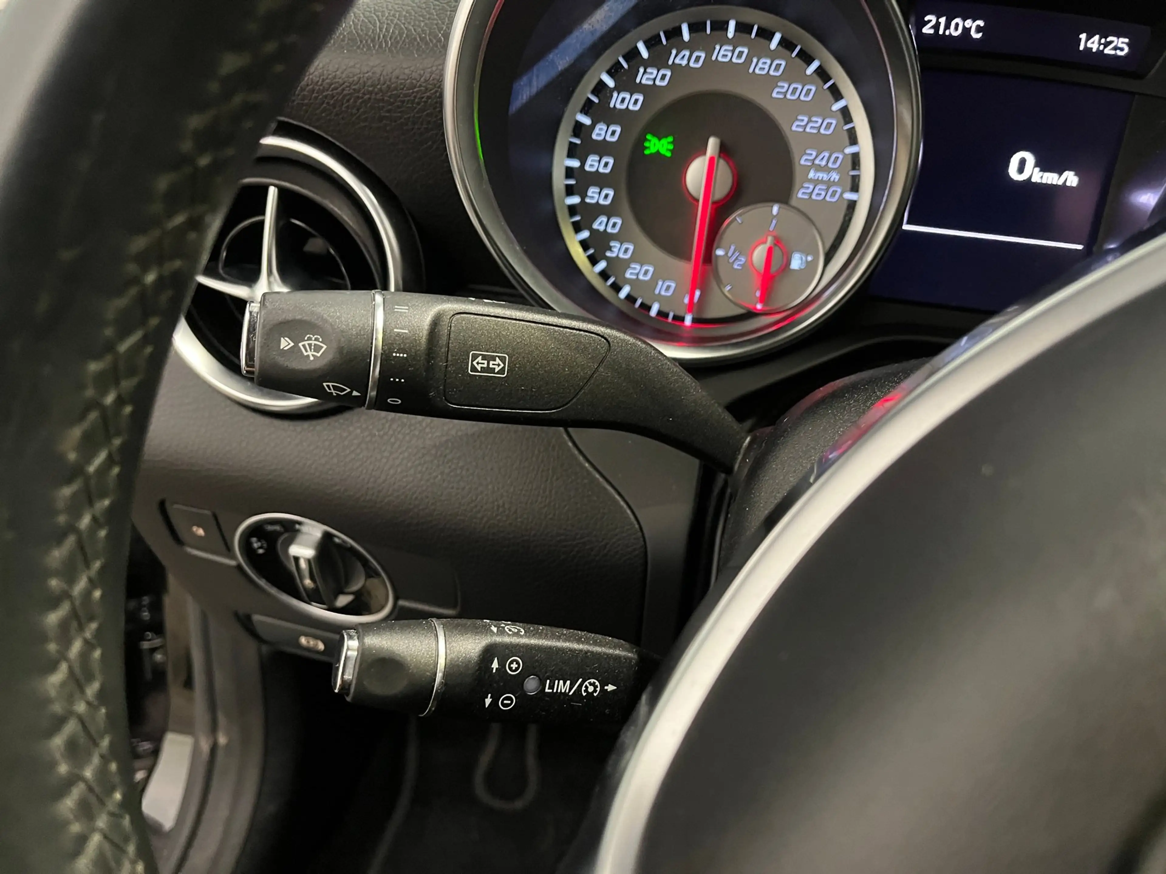 Mercedes-Benz SLK 200 CarbonLOOK Edition Schadeauto! — photo 14