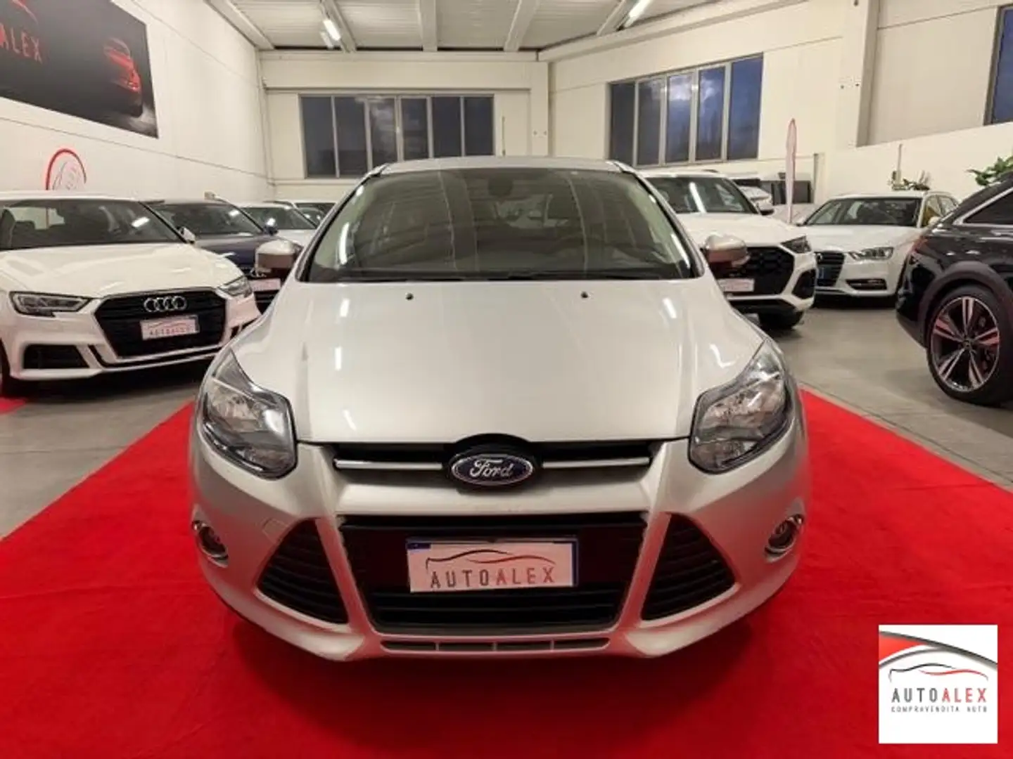 Ford Focus 1.6 tdci Titanium 95cv 5p NEOPATENTATI Weiß - 2