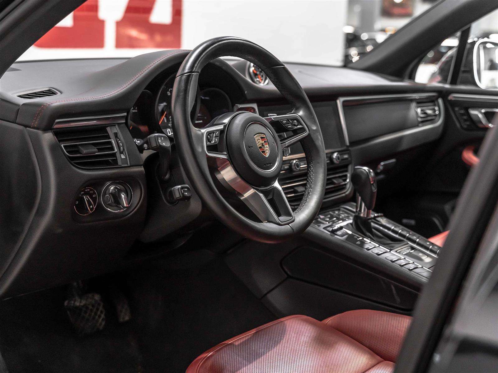 2020 Porsche Macan