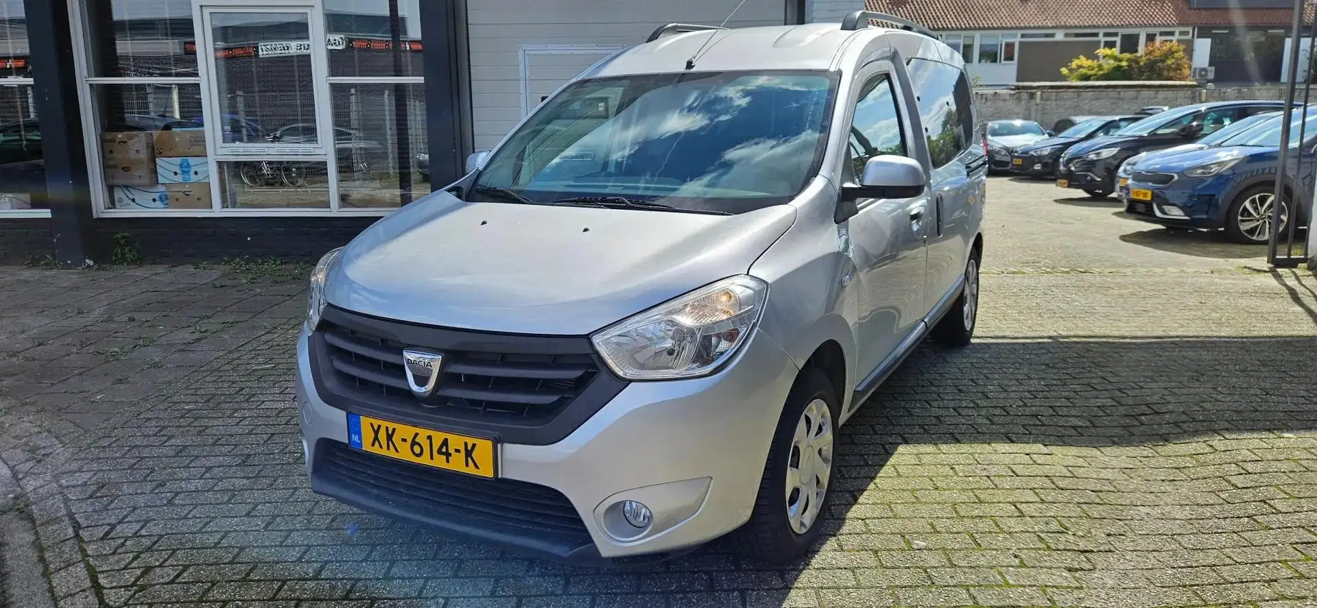 Dacia Dokker 1.2 TCe Lauréate Šedá - 2