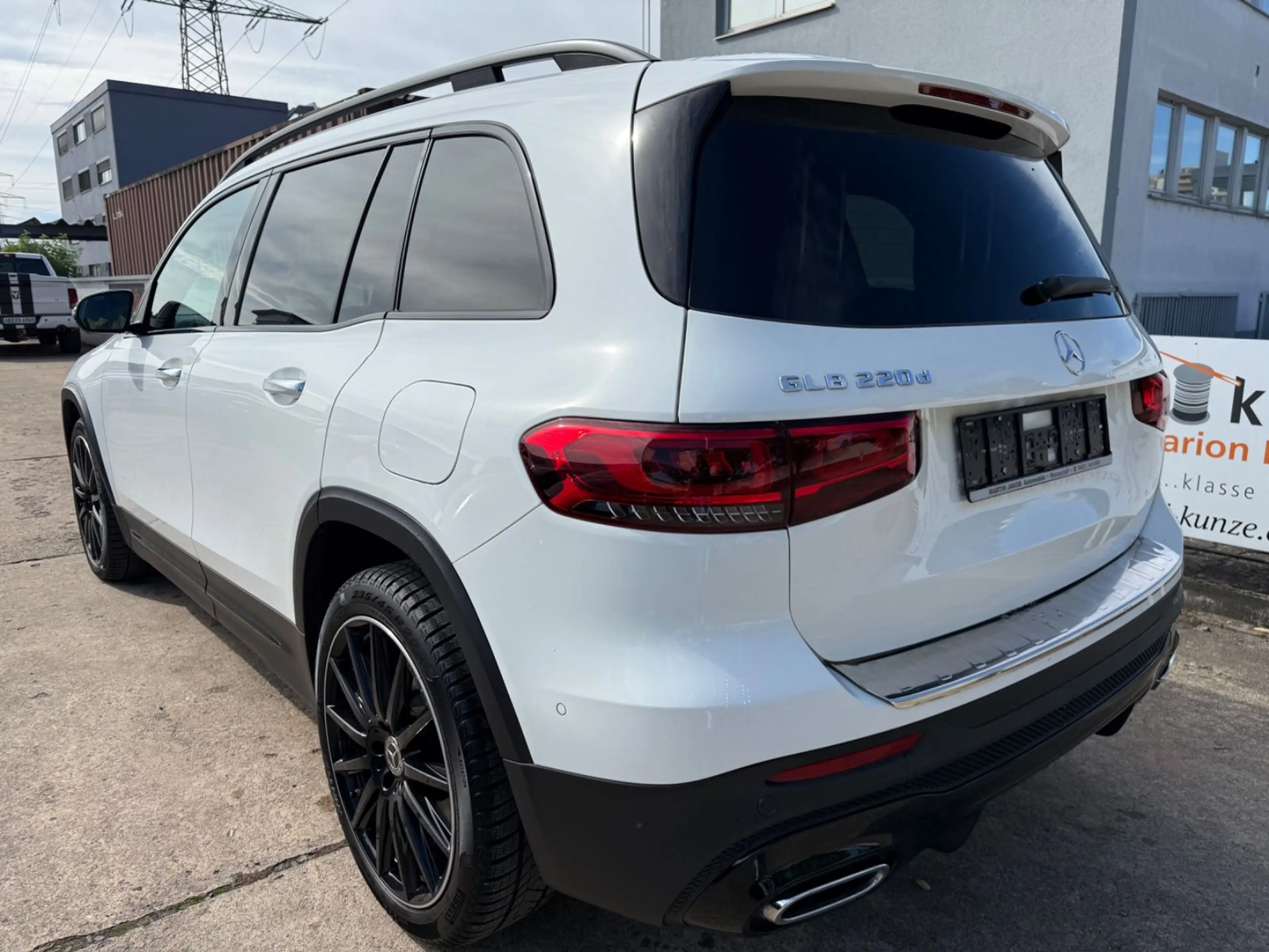 Mercedes-Benz GLB 220 GLB GLB 220 d + 7 SITZE +  AUTOMATIK + A — photo 7