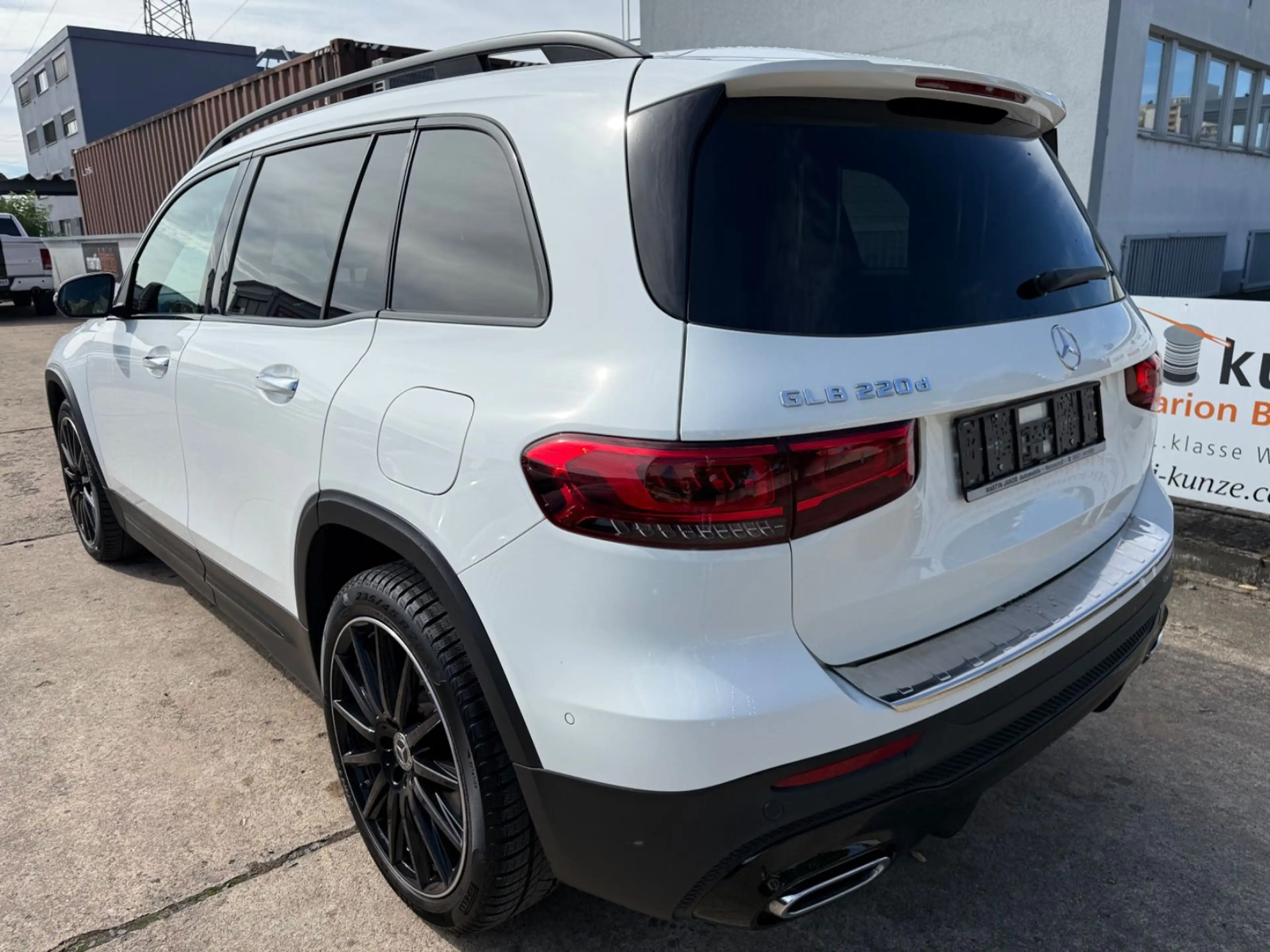 Mercedes-Benz GLB 220 GLB GLB 220 d + 7 SITZE +  AUTOMATIK + A — photo 6