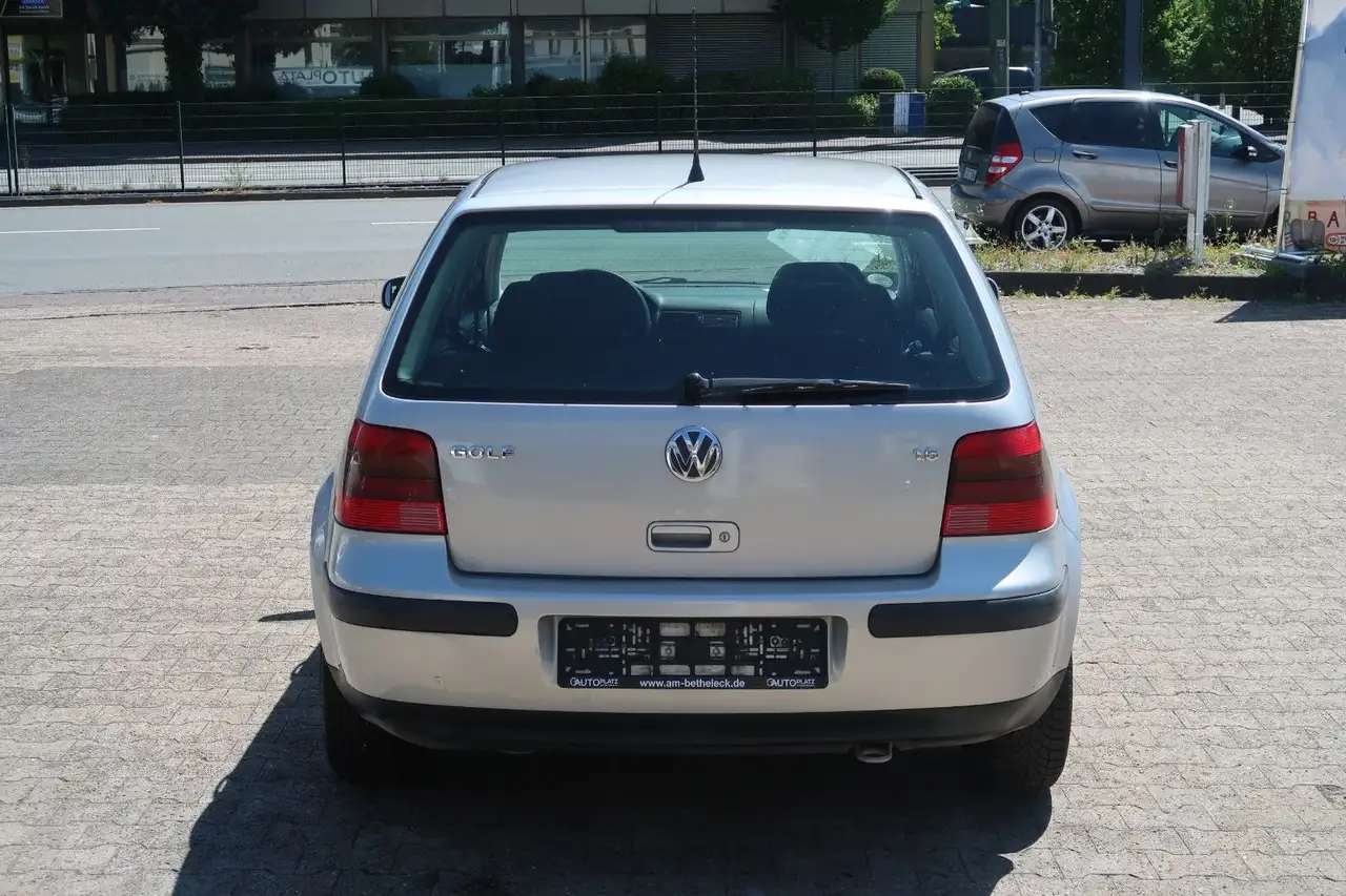Volkswagen Golf 1.6 EDITION *AUTOMATIK *KLIMATRONIK *SITZHE, foto 7