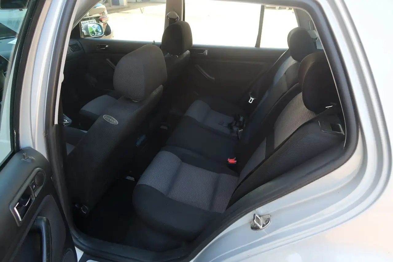 Volkswagen Golf 1.6 EDITION *AUTOMATIK *KLIMATRONIK *SITZHE, foto 10
