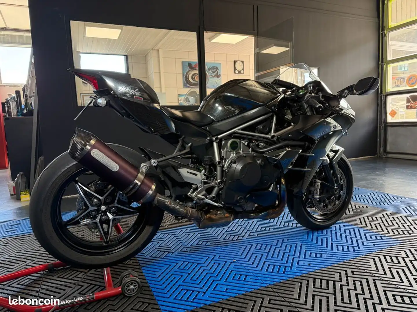 Kawasaki Ninja H2 Schwarz - 2