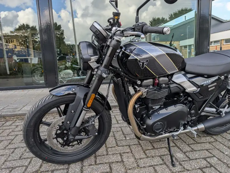 Triumph Speed Twin - foto 3