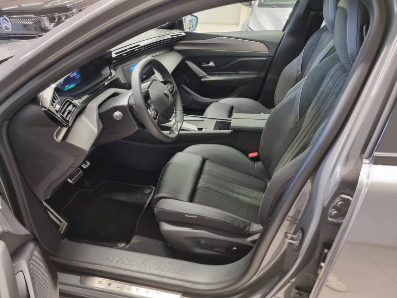 Peugeot 408 1 e-408 210 GT — photo 9