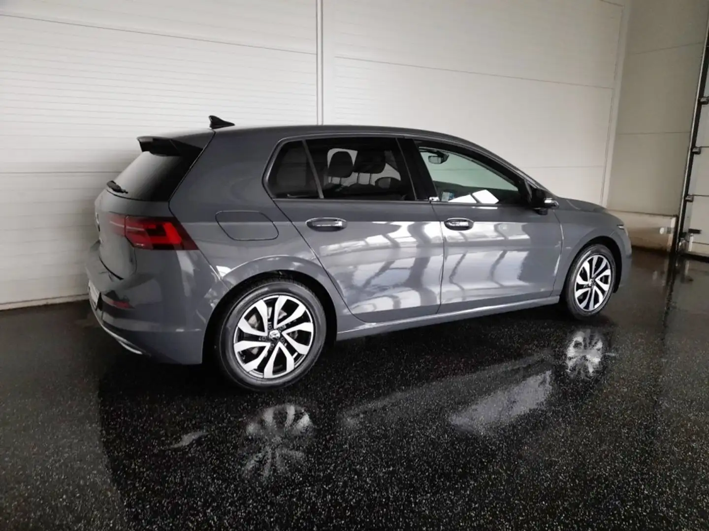 Volkswagen Golf VIII ACTIVE 2,0 TDI DSG *SKY / MATRIX-LED / HEAD-UP / VIRTUELL PRO / NAVI / AHV & KAMERA / ACC / KEYLESS* Grau - 2