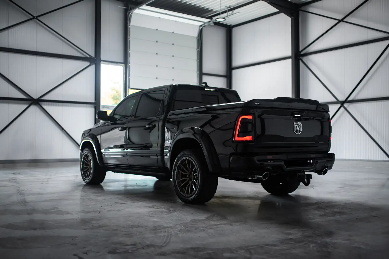RAM 1500 10TH anniversary edition - 2