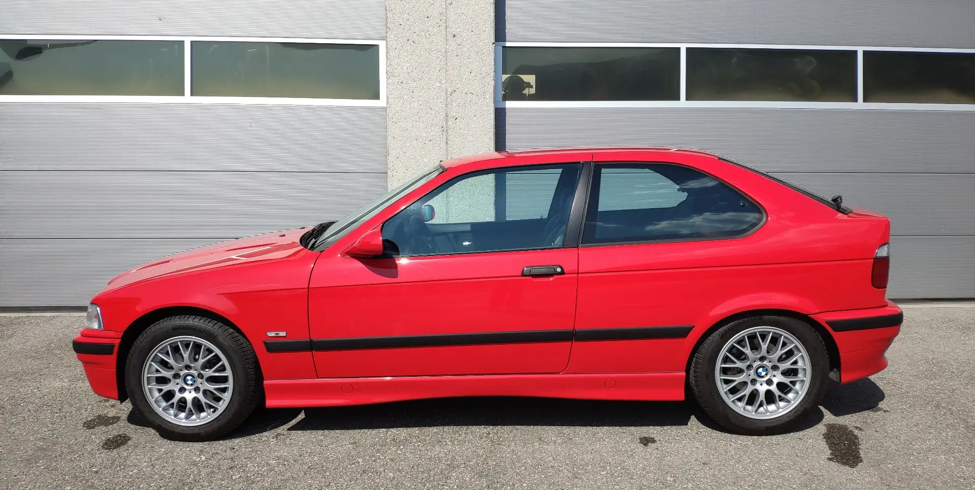 BMW 323 323ti compact M-Paket Rosso - 1