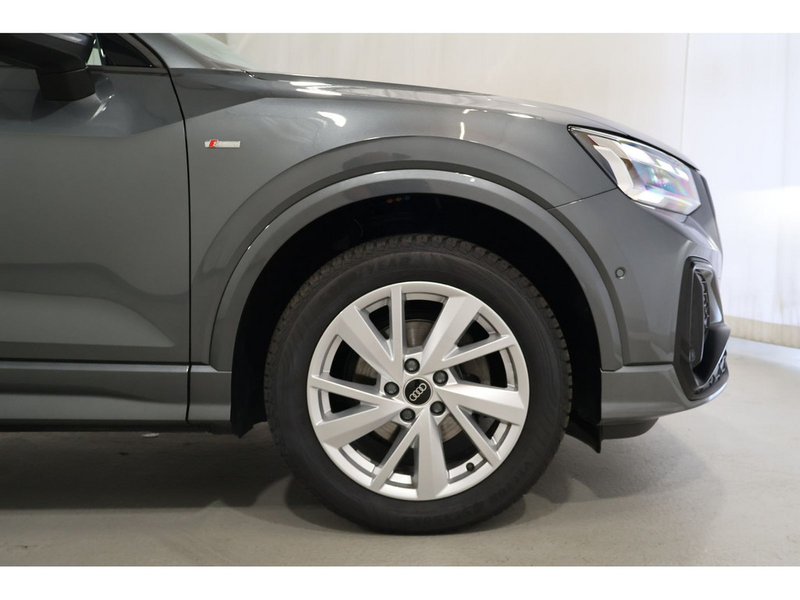 Audi Q2 35 TFSI S line MatrixLED*Kamera*Navi — photo 5