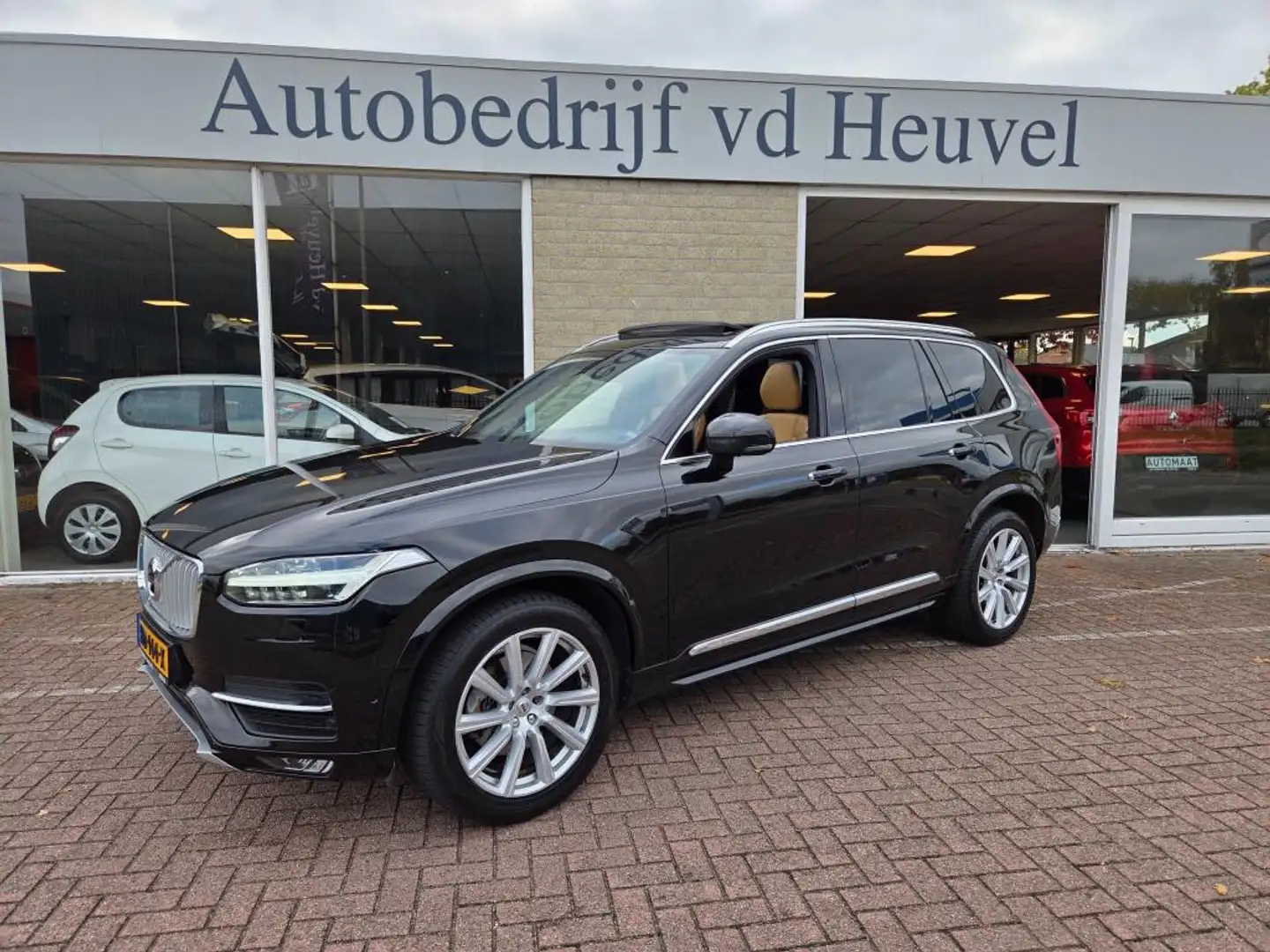 Volvo XC90 2.0 T6 AWD Inscription NAP *Head-up*Panorama*Adapt Noir - 1