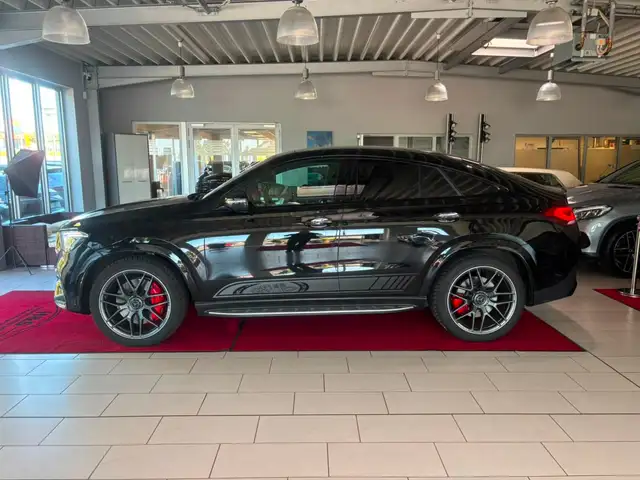 Mercedes-Benz Unknown Model view 2