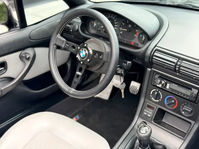 BMW Z3 view 3