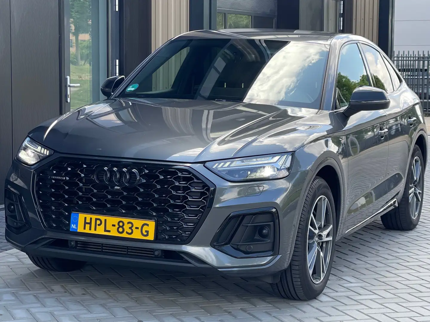 Audi Q5 Audi Q5 sportback 50 Tfsi e S-line virt Matrix B&O Grey - 2