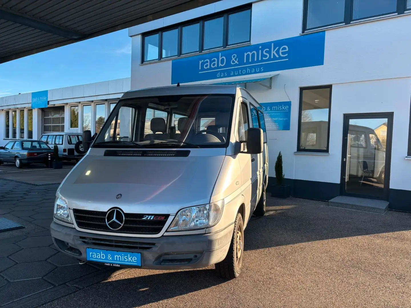 Mercedes-Benz Sprinter Kombi 211 CDI Silber - 1