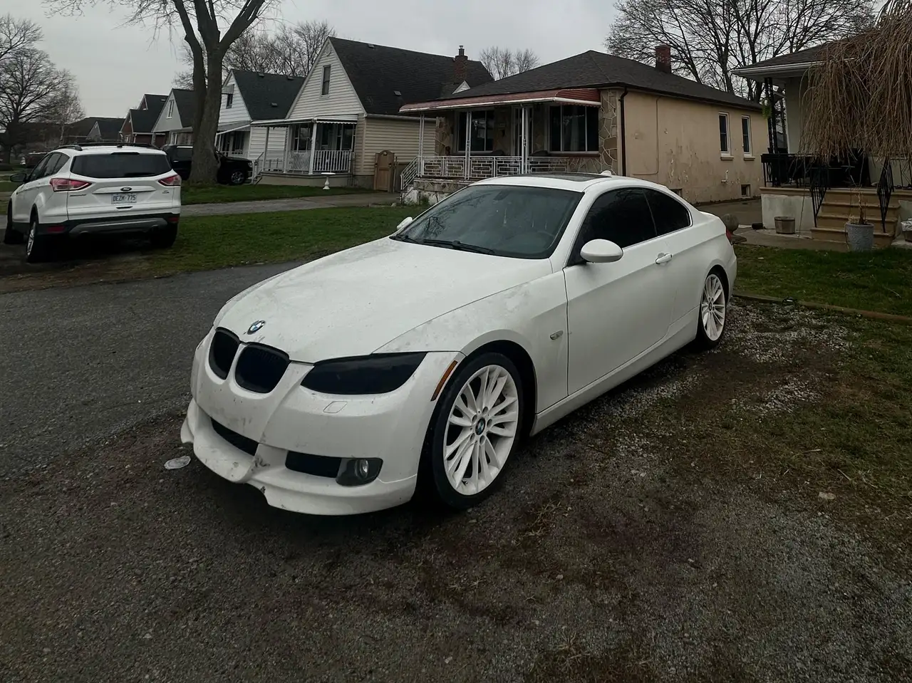 BMW 3 Series снимка BMW 3 Series