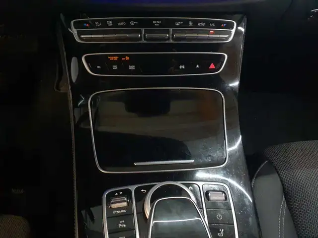 Mercedes-Benz E-Class view 10