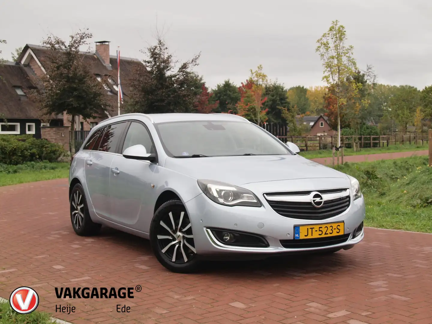 Opel Insignia Sports Tourer 1.6 T Edition | 170PK | Camera | Tre Grau - 1